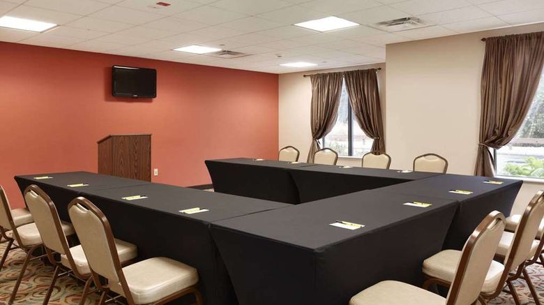 <b>Super 8 Pennsville/Wilmington Meeting</b>. Images powered by <a href="https://iceportal.shijigroup.com/" title="IcePortal" target="_blank">IcePortal</a>.