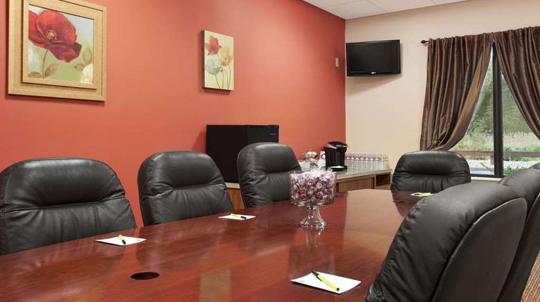 <b>Super 8 Pennsville/Wilmington Meeting</b>. Images powered by <a href="https://iceportal.shijigroup.com/" title="IcePortal" target="_blank">IcePortal</a>.