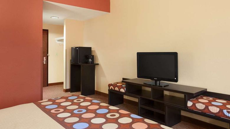 <b>Super 8 Pennsville/Wilmington Room</b>. Images powered by <a href="https://iceportal.shijigroup.com/" title="IcePortal" target="_blank">IcePortal</a>.