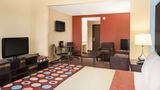 Super 8 Pennsville/Wilmington Suite