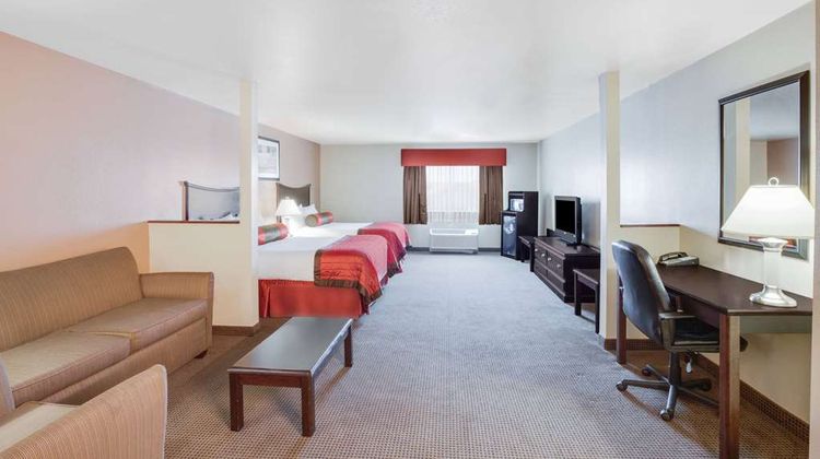 Baymont Inn & Suites Wheeler Room