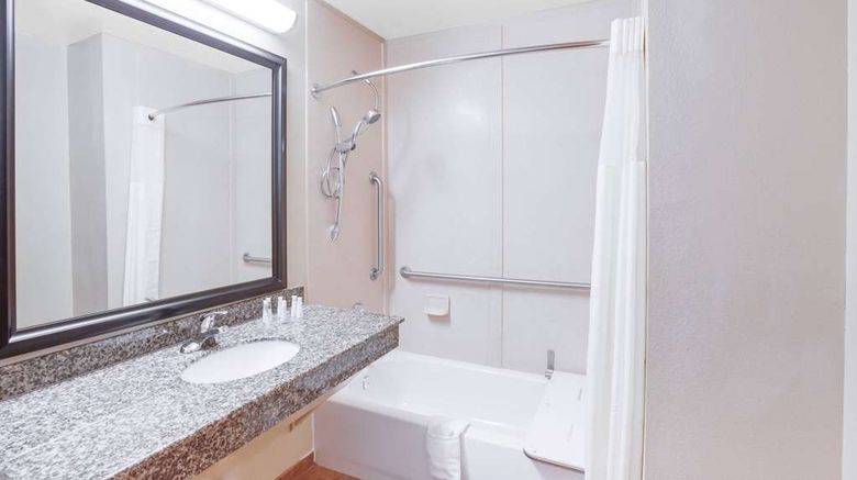 <b>Baymont Inn & Suites Wheeler Room</b>. Images powered by <a href="https://iceportal.shijigroup.com/" title="IcePortal" target="_blank">IcePortal</a>.