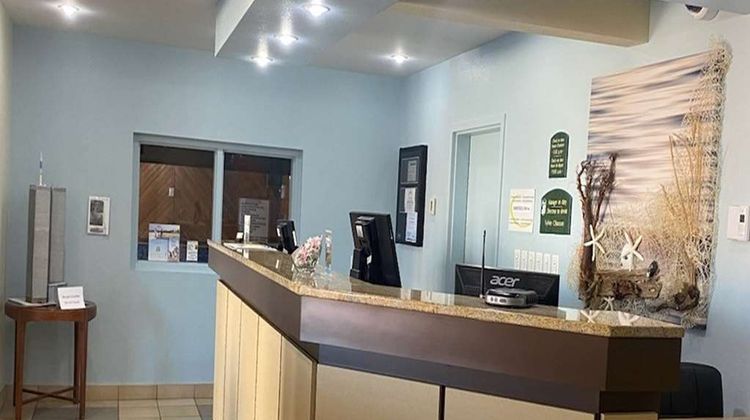 Super 8 Campbellton Lobby