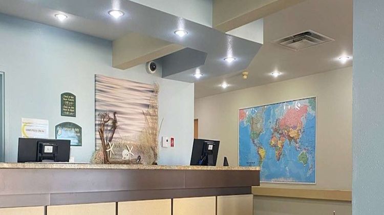 Super 8 Campbellton Lobby