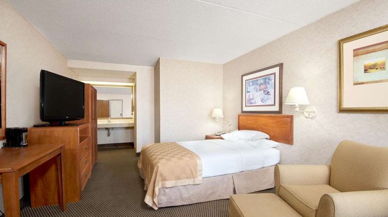 <b>Travelodge by Wyndham Pueblo Room</b>. Images powered by <a href="https://iceportal.shijigroup.com/" title="IcePortal" target="_blank">IcePortal</a>.