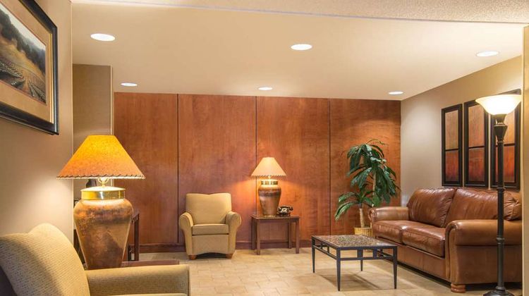 Travelodge by Wyndham Pueblo Lobby
