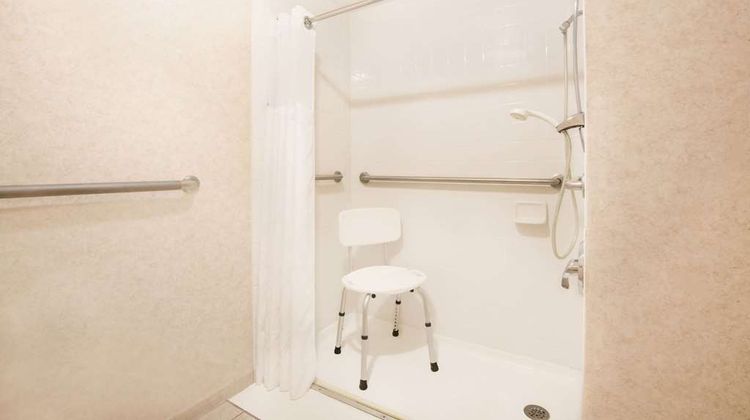 Travelodge by Wyndham Pueblo Room