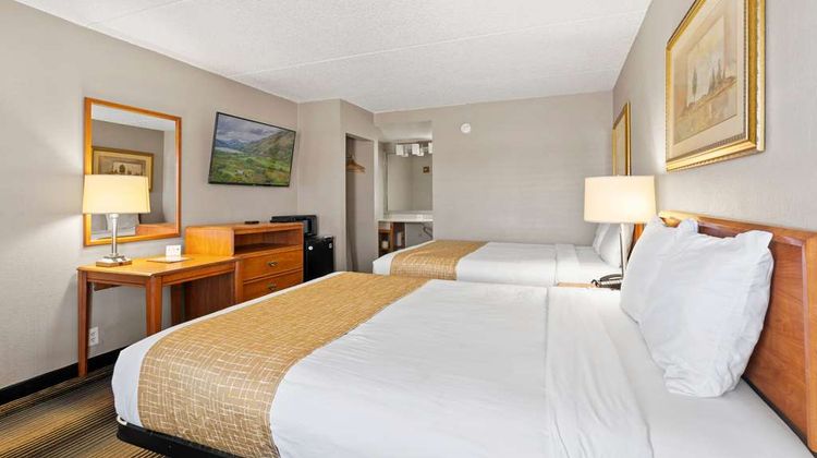 Travelodge by Wyndham Pueblo Room