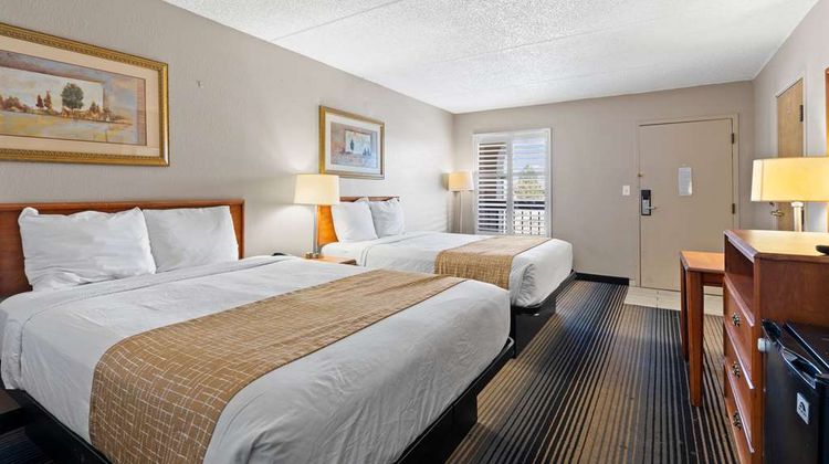 Travelodge by Wyndham Pueblo Room