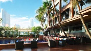 Ramada Plaza Menam Riverside