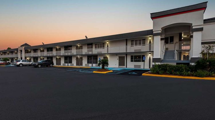 Super 8 Baton Rouge/I-10 Exterior
