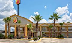 Super 8 Breaux Bridge