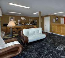 Super 8 Breaux Bridge Lobby