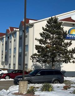 Days Inn near Kansas Speedway