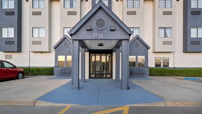 Days Inn near Kansas Speedway