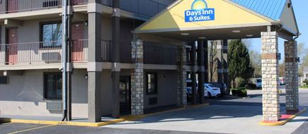 Days Inn & Suites Springfield on I-44 Exterior