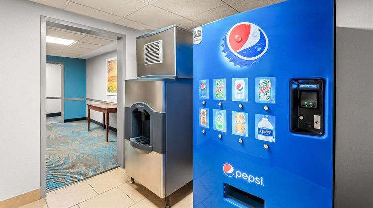 Days Inn & Suites Cedar Rapids Other