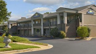Days Inn Raleigh Glenwood-Crabtree
