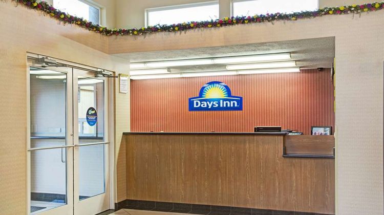 Days Inn Brigham City Lobby