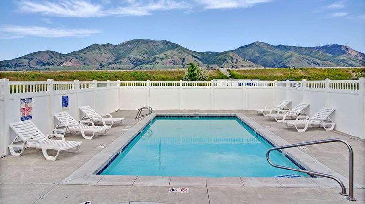 Days Inn Brigham City Pool