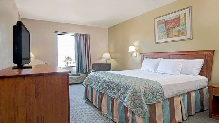 Days Inn Downtown St. Louis Room