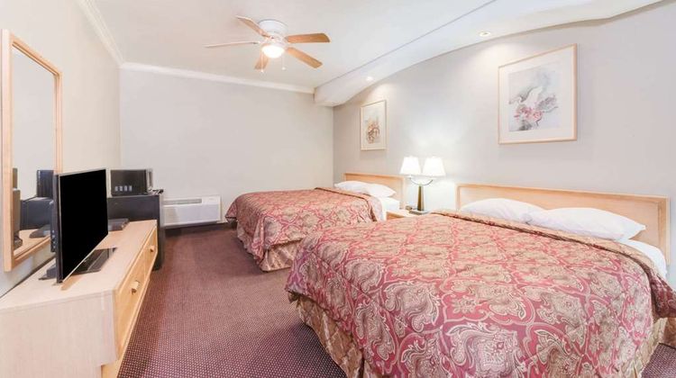 Knights Inn Van Horn Room