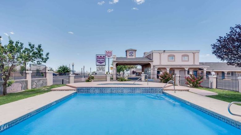 <b>Knights Inn Van Horn Pool</b>. Images powered by <a href="https://iceportal.shijigroup.com/" title="IcePortal" target="_blank">IcePortal</a>.