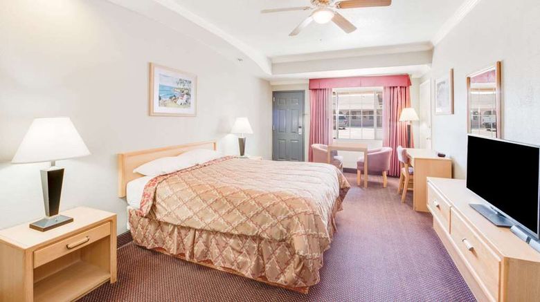 <b>Knights Inn Van Horn Room</b>. Images powered by <a href="https://iceportal.shijigroup.com/" title="IcePortal" target="_blank">IcePortal</a>.