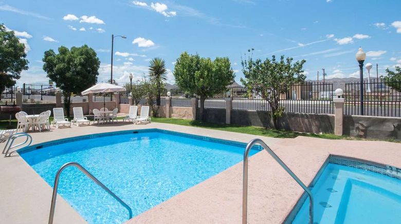 <b>Knights Inn Van Horn Pool</b>. Images powered by <a href="https://iceportal.shijigroup.com/" title="IcePortal" target="_blank">IcePortal</a>.