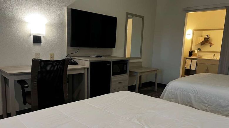 <b>Super 8 Rosenberg Room</b>. Images powered by <a href="https://iceportal.shijigroup.com/" title="IcePortal" target="_blank">IcePortal</a>.
