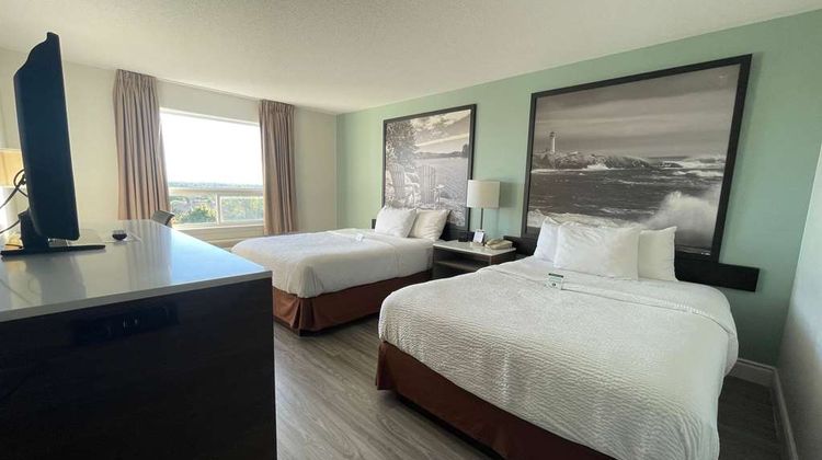 Super 8 Peterborough Room