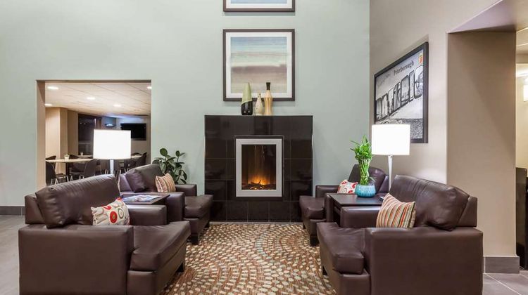 Super 8 Peterborough Lobby