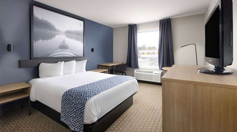 <b>Super 8 St-Jerome Suite</b>. Images powered by <a href="https://iceportal.shijigroup.com/" title="IcePortal" target="_blank">IcePortal</a>.
