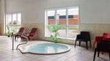 Super 8 St-Jerome Pool