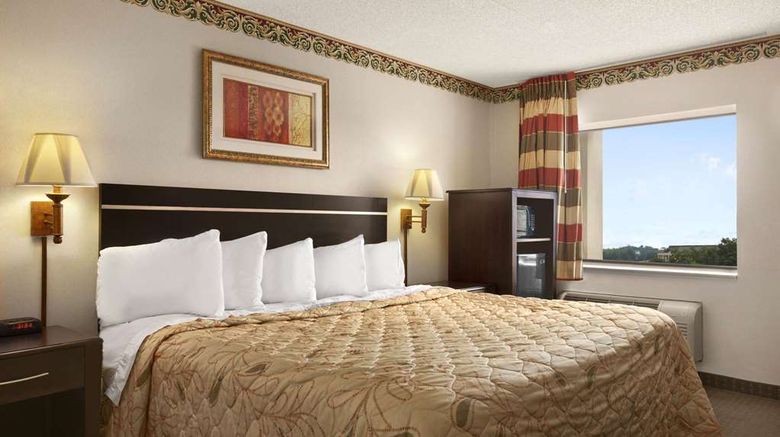 <b>Days Inn Grantville Room</b>. Images powered by <a href="https://iceportal.shijigroup.com/" title="IcePortal" target="_blank">IcePortal</a>.