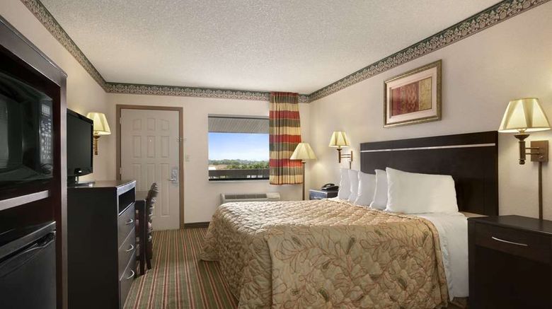 <b>Days Inn Grantville Room</b>. Images powered by <a href="https://iceportal.shijigroup.com/" title="IcePortal" target="_blank">IcePortal</a>.