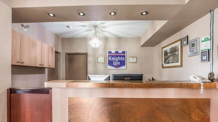 Knights Inn Orillia Lobby