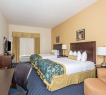 Wingate by Wyndham Houma Room