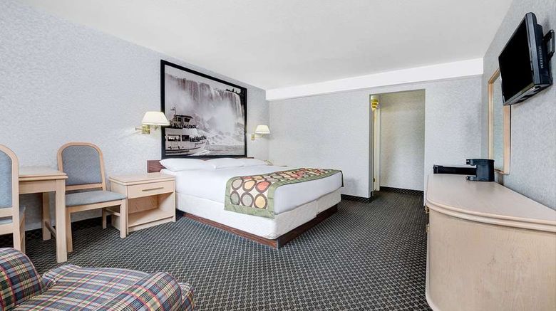 <b>Super 8 Niagara Falls North Room</b>. Images powered by <a href="https://iceportal.shijigroup.com/" title="IcePortal" target="_blank">IcePortal</a>.