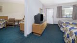 Super 8 Niagara Falls North Suite