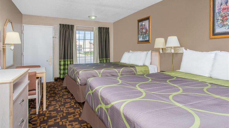 Super 8 Antioch/Nashville South East Room
