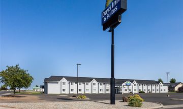 Days Inn & Suites Spokane Airport
