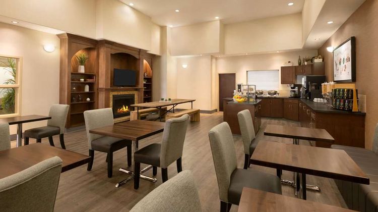 Ramada Drayton Valley Restaurant