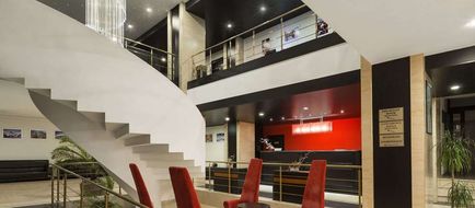 Ramada Iasi City Centre Lobby