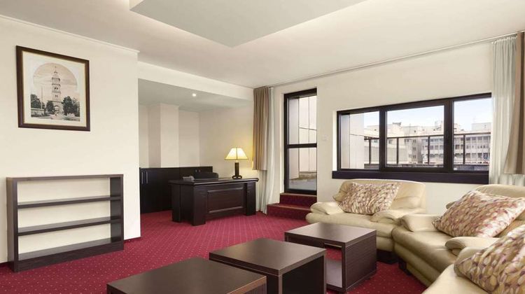 Ramada Iasi City Centre Suite