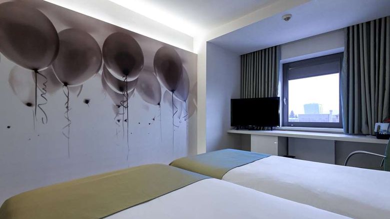 <b>Ramada Plaza Bucharest Convention Center Room</b>. Images powered by <a href="https://iceportal.shijigroup.com/" title="IcePortal" target="_blank">IcePortal</a>.
