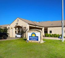 Days Inn & Suites Llano Exterior