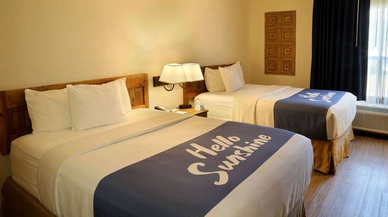 <b>Days Inn & Suites Llano Room</b>. Images powered by <a href="https://iceportal.shijigroup.com/" title="IcePortal" target="_blank">IcePortal</a>.