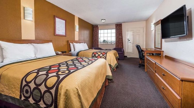 Super 8 Waco/Mall area Room