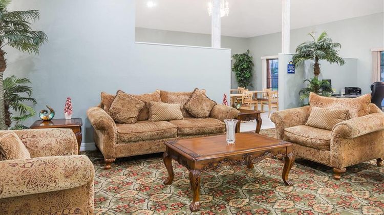 Days Inn Portland/Corpus Christi Lobby